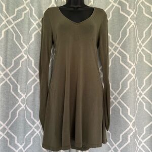 Express T-shirt, dress size extra small